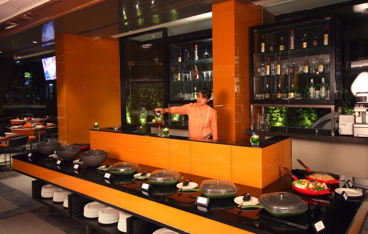 Hotel Fidalgo Poona Buitenkant foto